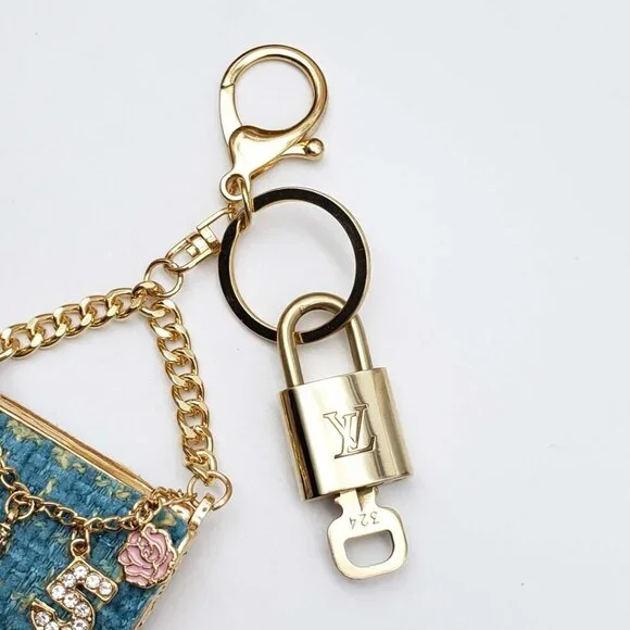 Louis Vuitton Gold Lock 🔒 Authentic LV Key + Unbranded Tweed Bag Charm - Picture 4 of 6